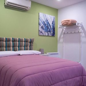 Studio met een King Size Bed